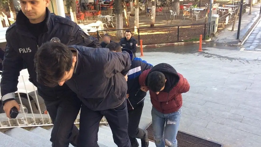 'Okul hırsızları adliyeye sevk edildi'