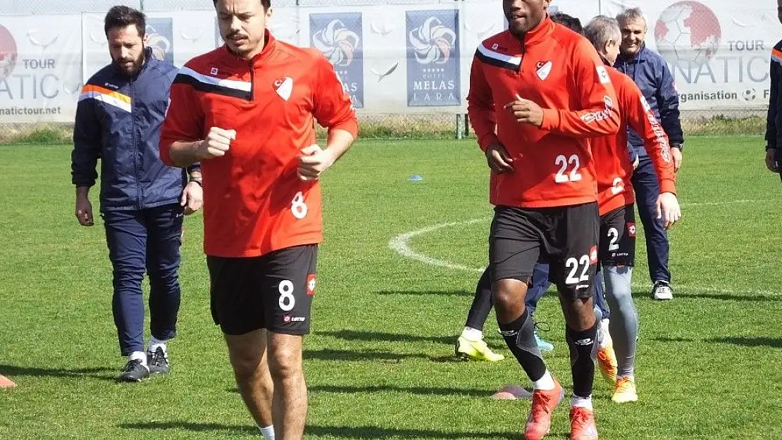 'Elazığspor´da Karabükspor mesaisi sürüyor'