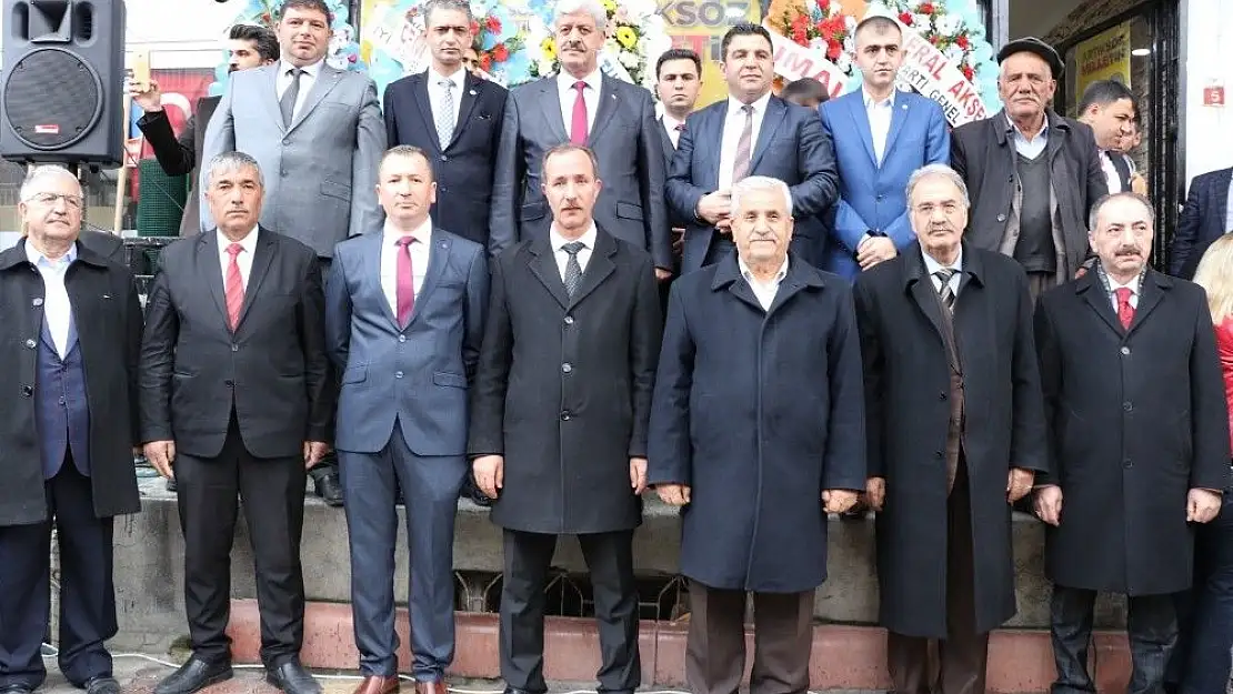 'Ekinci seçim bürosu açtı'