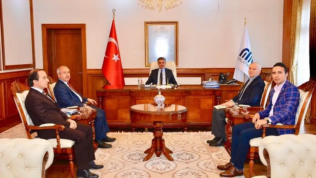 'Gazeteciler Vali Baruşt´an ilan desteği talep etti'