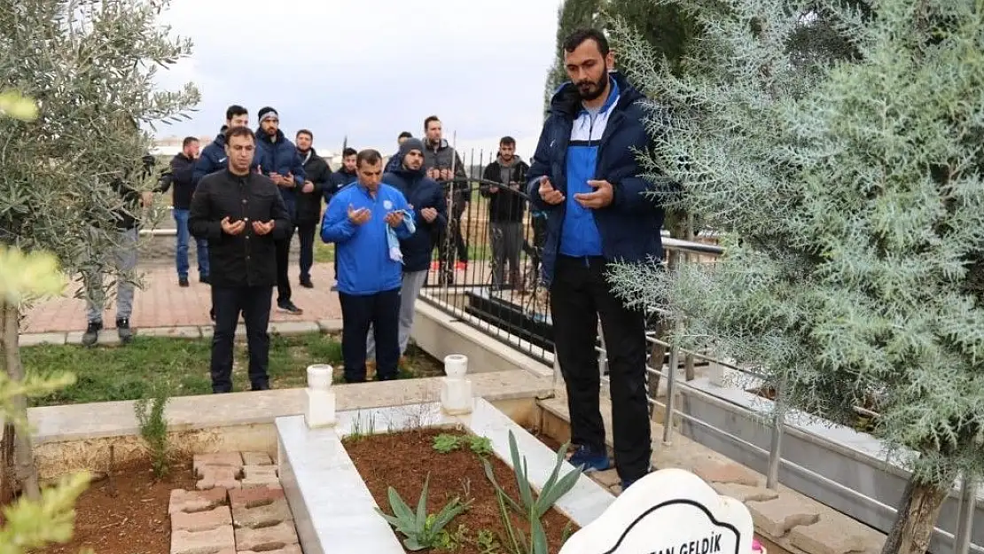 'Trafik kazasında ölen hentbolcular 3. ölüm yıl dönümünde unutulmadı'