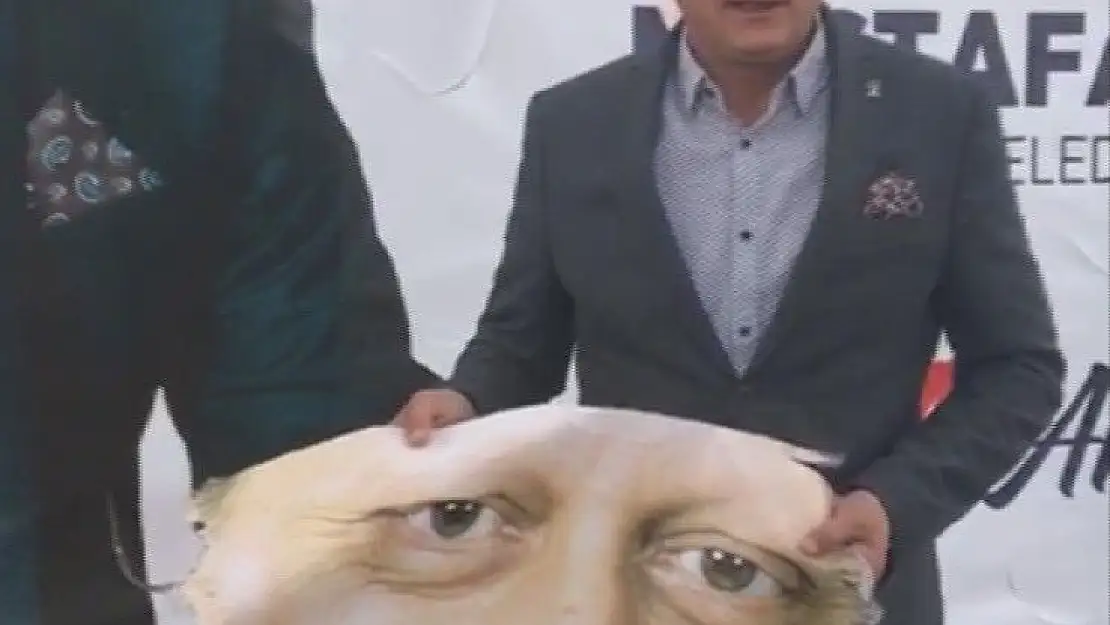 'AK Partili Kırteke´den afiş tepkisi'