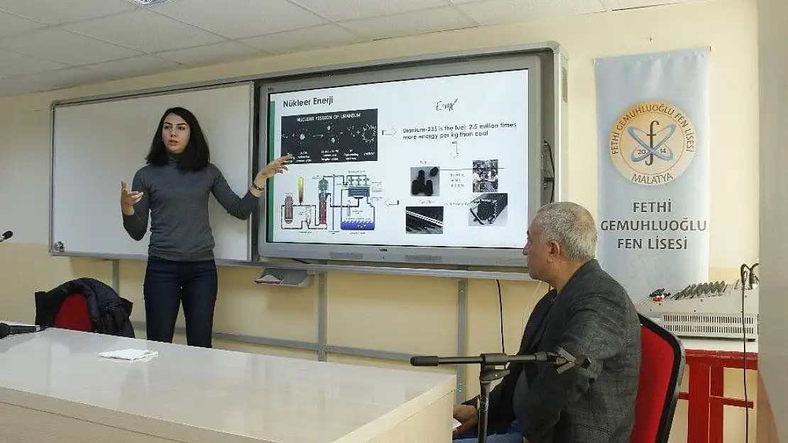 'Ünlü nükleer bilimcisi Malatya´da seminer verdi'