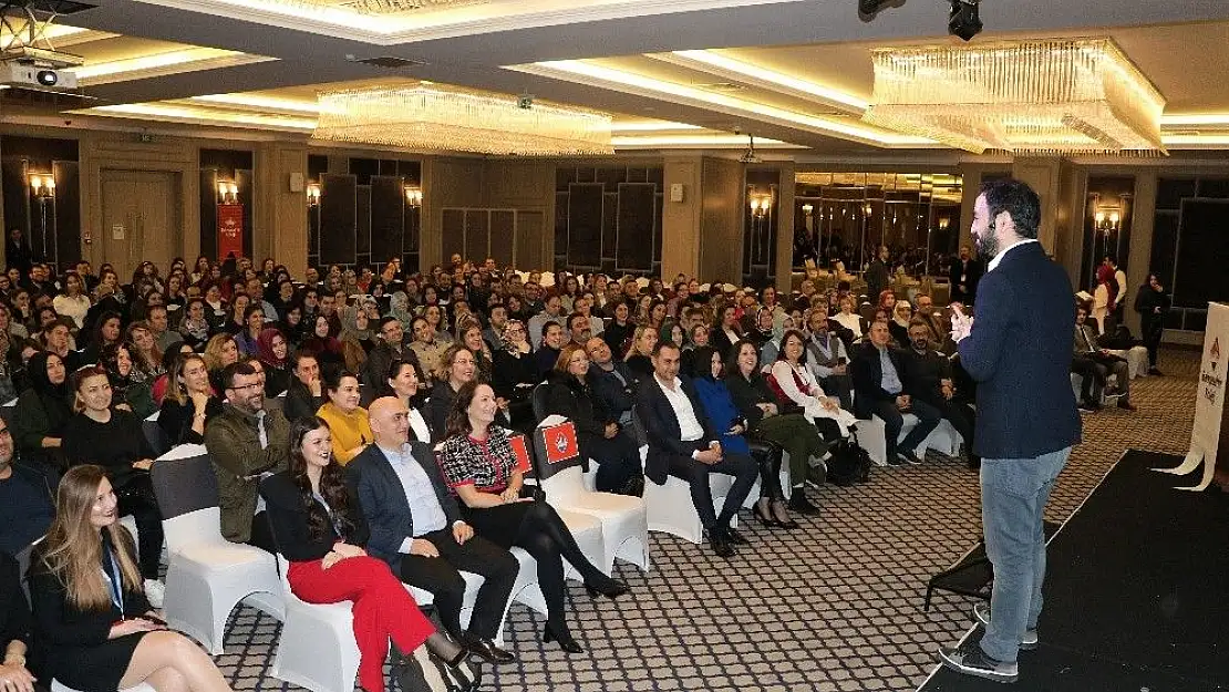 'Bahçeşehir Kolejiden Kahramanmaraş´ta Dr. Özgür Bolat ile anne babalara yönelik seminer'