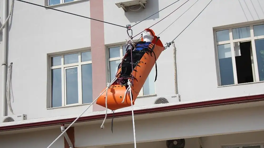 'Elazığ´da gerçeği aratmayan tatbikat'