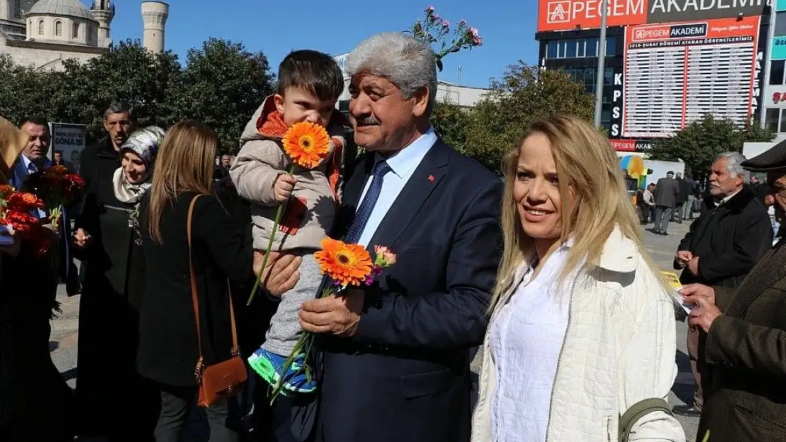 'Ekinci´den 8 Mart Mesajı'