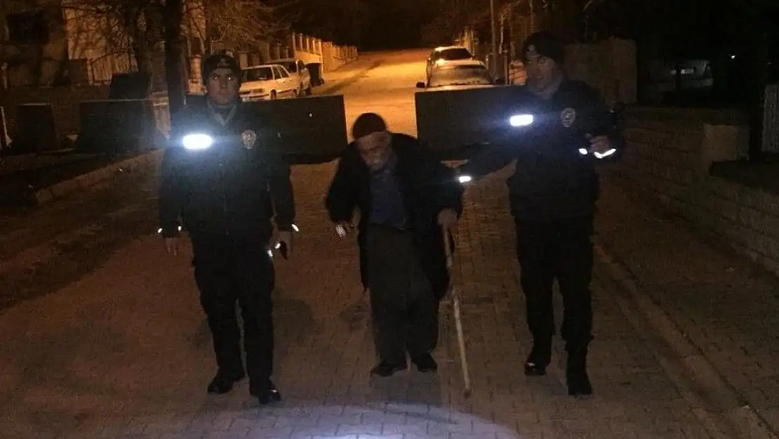 '75 yaşındaki kayıp şahsı, bekçiler buldu'