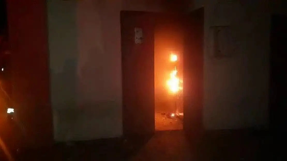 'Adıyaman´da elektrik trafosu patladı'