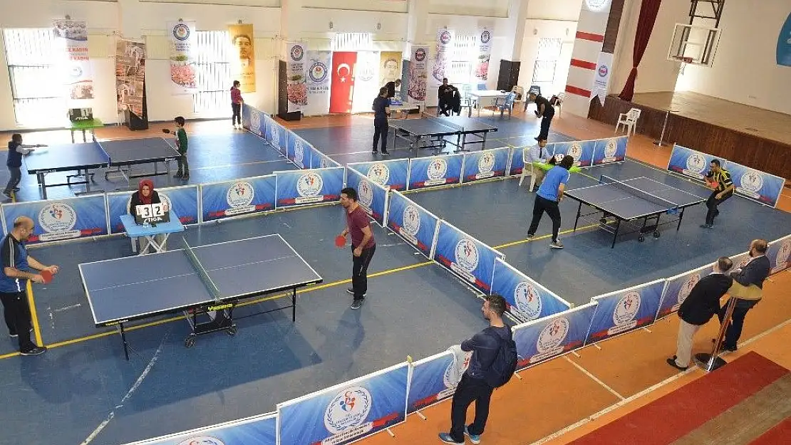 'Memur- Sen 2. Geleneksel Masa Tenisi Turnuvası yapıldı'