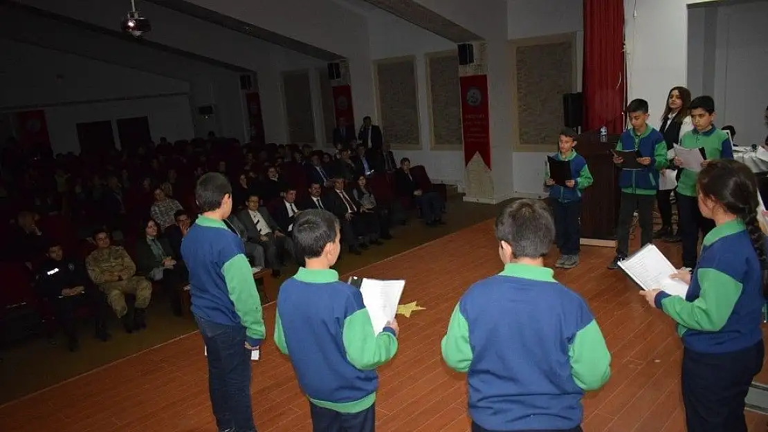 'Arguvan´da İstiklal Marşının 98. yılı kutlandı'