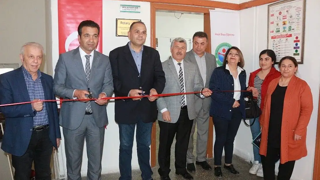 'Gençler kod yazma ve klavye eğitimi alacak'