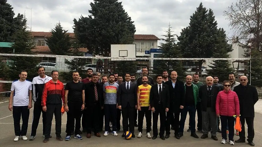 'Hekimhan´da Kurumlararası Voleybol Turnuvası başladı'