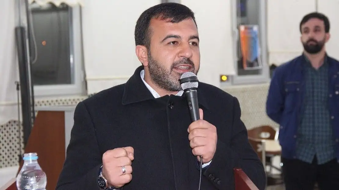 'Sülük gençlerle buluştu'