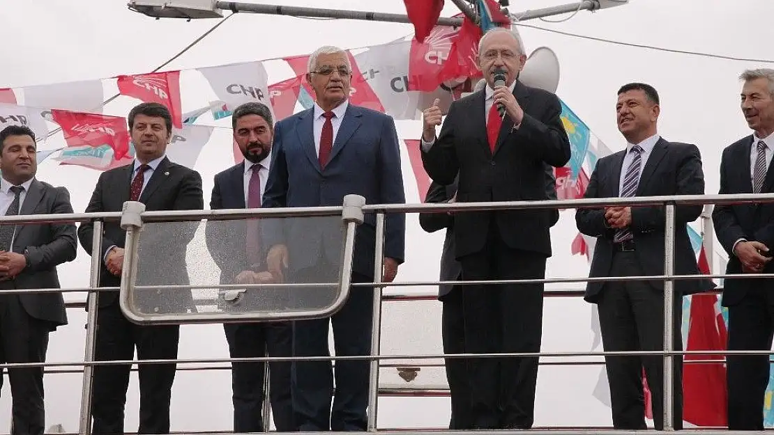 'Kılıçdaroğlu vatandaşların çay teklifini geri çevirmedi'