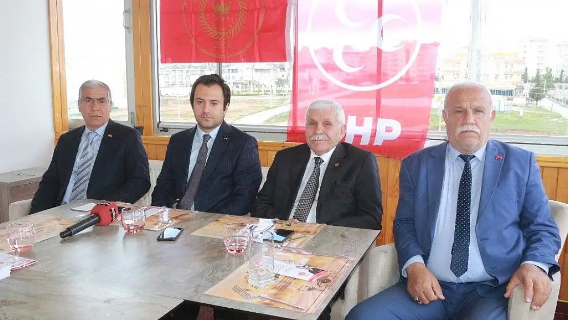 'Belediye Başkan Adayı Erdem basın mensupları ile bir araya geldi'