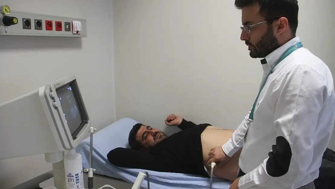 'Bir hastadan, 152 parça taş çıkartıldı'