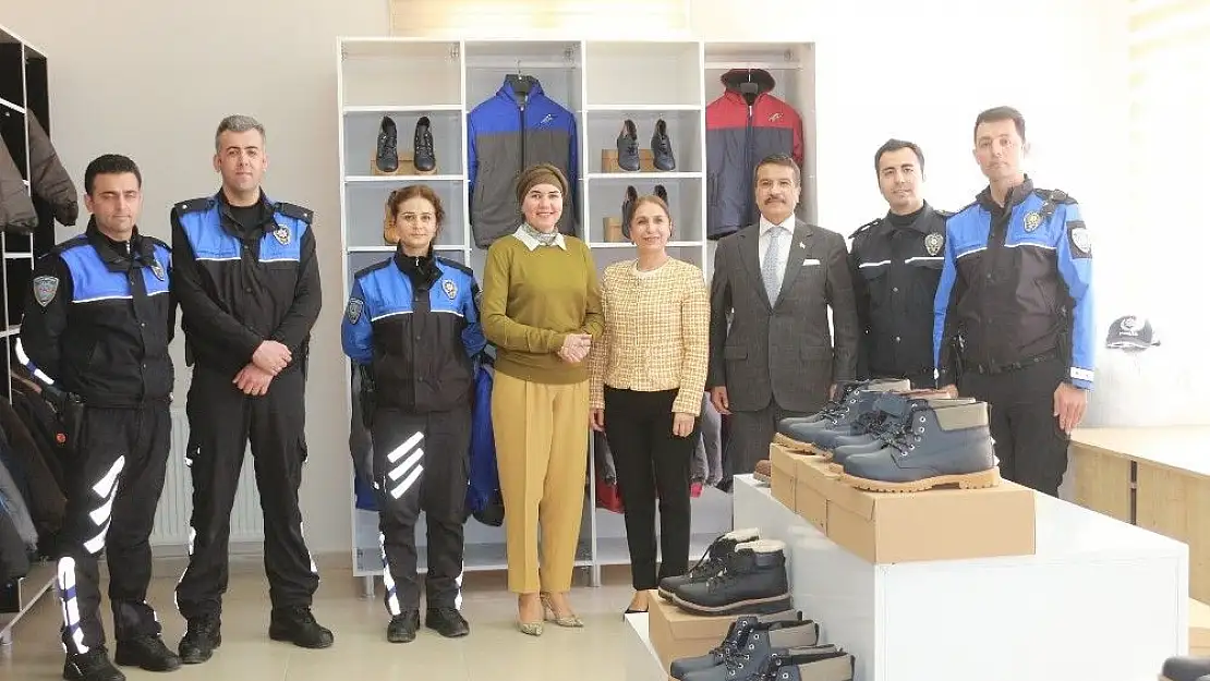 'Kütahya´dan Adıyaman´daki polis pazarına yardım bağışı'