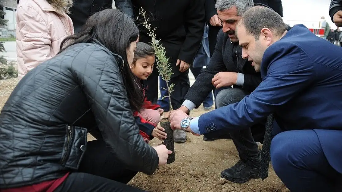 'Minikler Malatya´nın ilk çocuk ormanını oluşturdu'