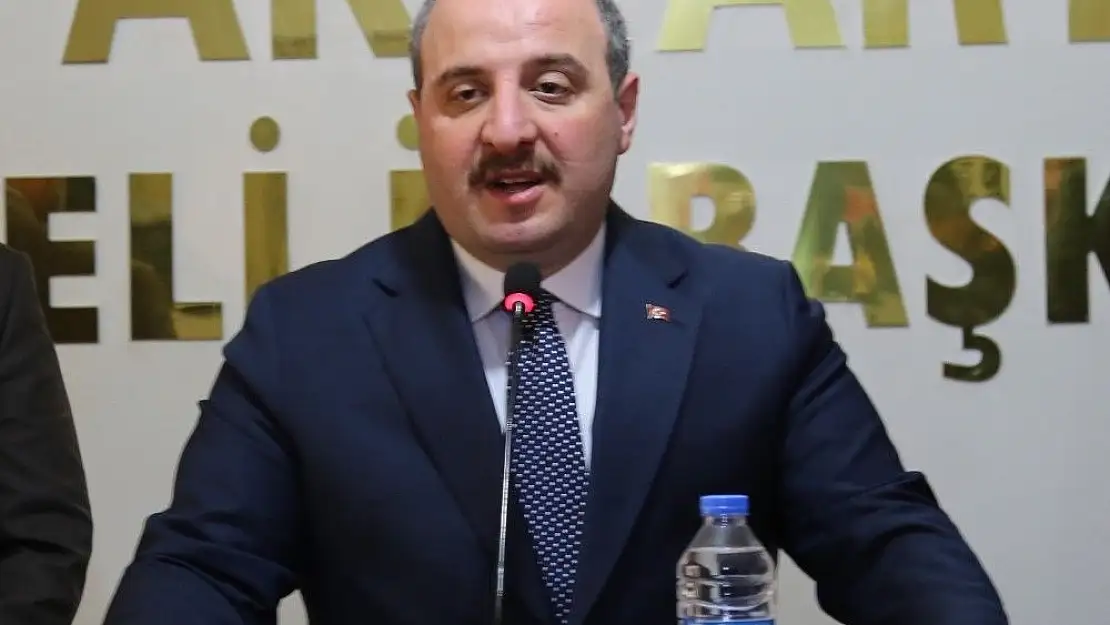 'Bakan Varank: ''Bizim gönderdiğimiz paraları Kandil´e peşkeş çektiler'''