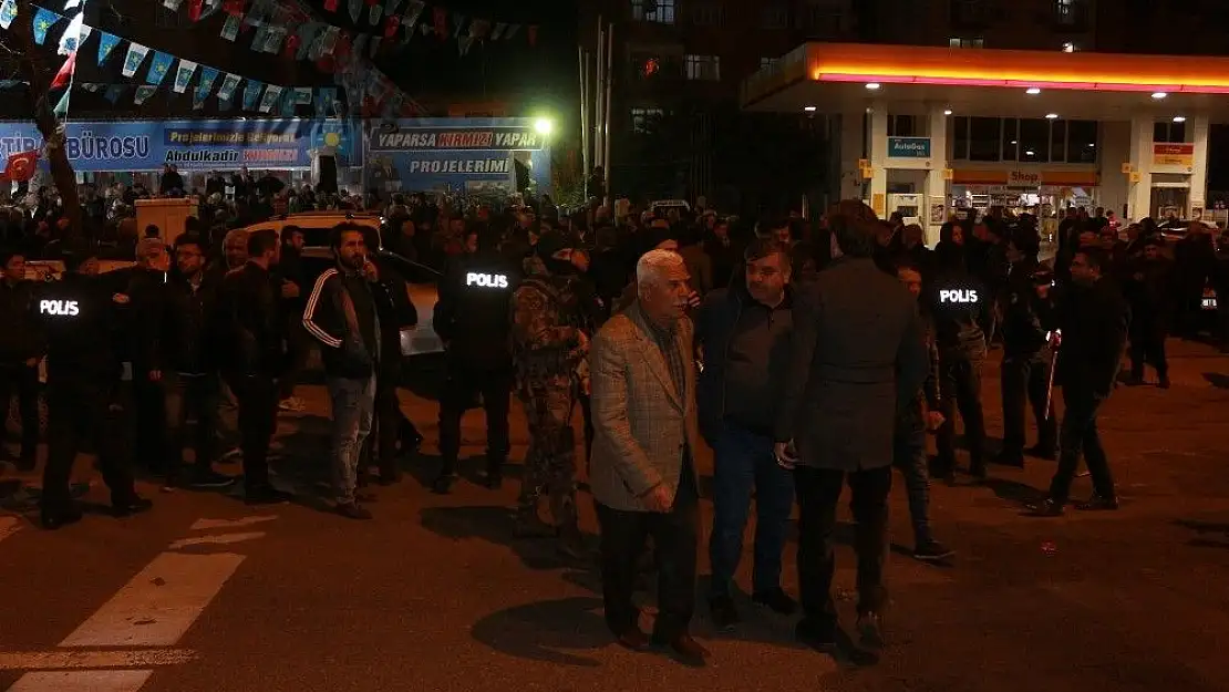 'Adıyaman´da seçim çalışması sırasında gerginlik'