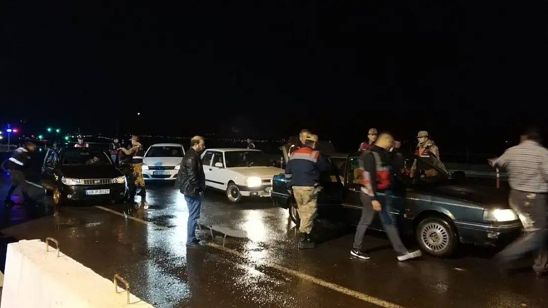 'Jandarmadan şok uygulama'
