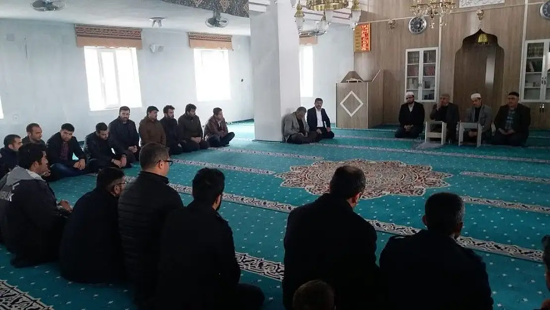 'Trafik kazasında ölen Cennet öğretmen için mevlit okutuldu'