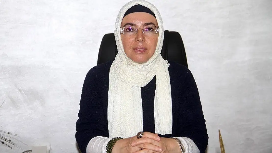 'Hükümet Kadın, bağımsız girdi, yine kazandı'