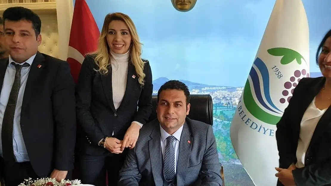 'Başkan Yıldırım kutlama çiçekleri yerine bağış yapılmasını istedi'