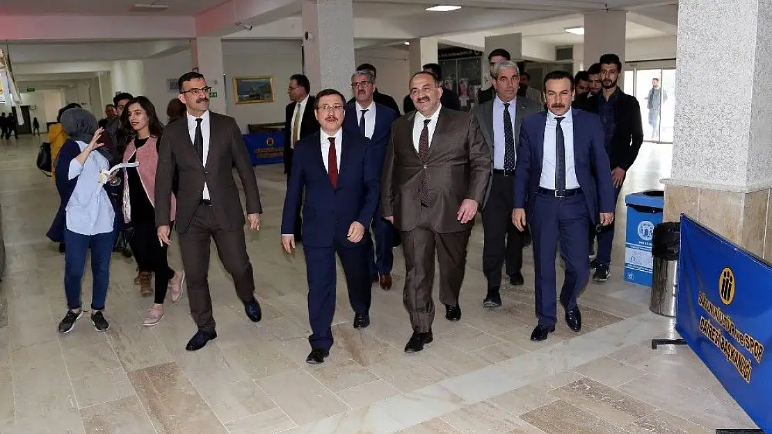 'Öğrenciler hem okuyup hem iş sahibi olabilecek'
