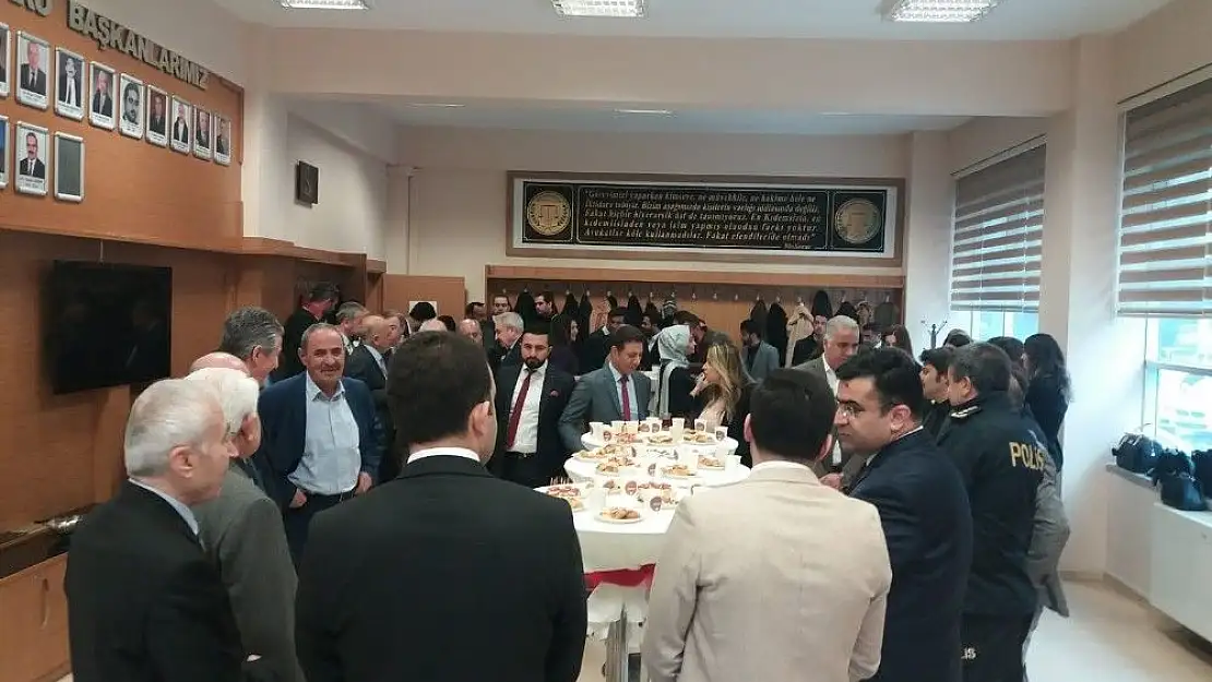 '5 Nisan Avukatlar Günü kutlandı'