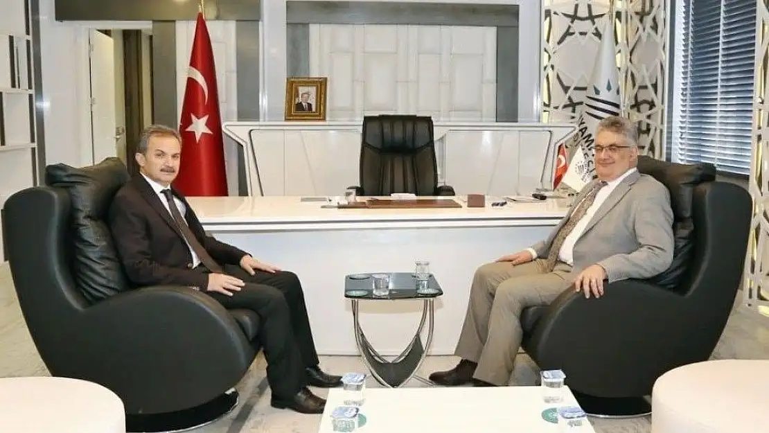 'Vali Pekmez´den, Başkan Kılınç´a `hayırlı olsun´ ziyareti'