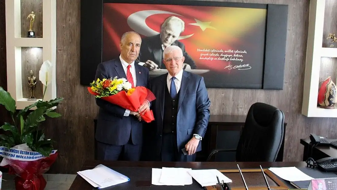 'Hekimhan Belediyesinde devir teslim'