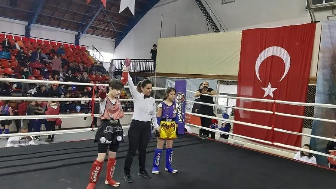 'Muay Thai Türkiye Şampiyonasında 7 madalya'
