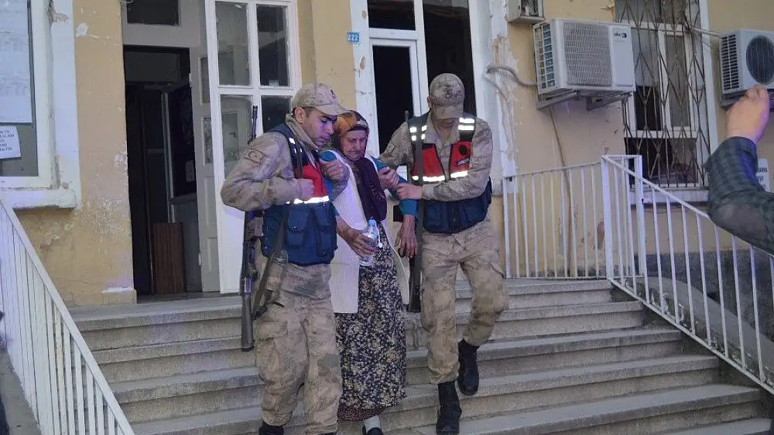 'Eşini keserle öldüren kadın tutuklandı'