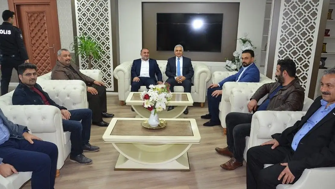 'MÜSİAD Başkanı Poyraz´dan emniyete anlamlı ziyaret'