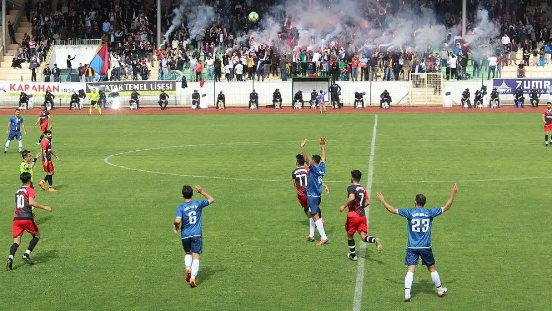 'Kahta 1978 Spor-Besni Belediye Spor: 1-0'