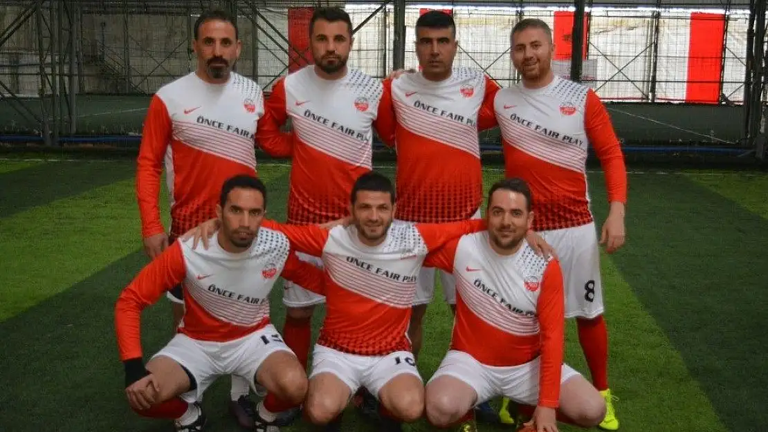 'Atilla Kantarcı Futbol Turnuvası başladı'
