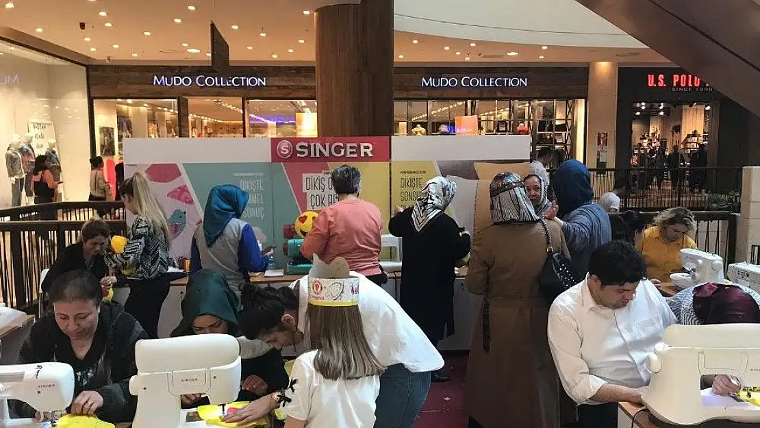 'Kadınlar ''sevgi dolu'' yastıklar diktiler'