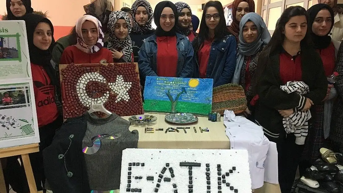 'Önce elektronik atıklar toplandı, sonra fidan dikildi'