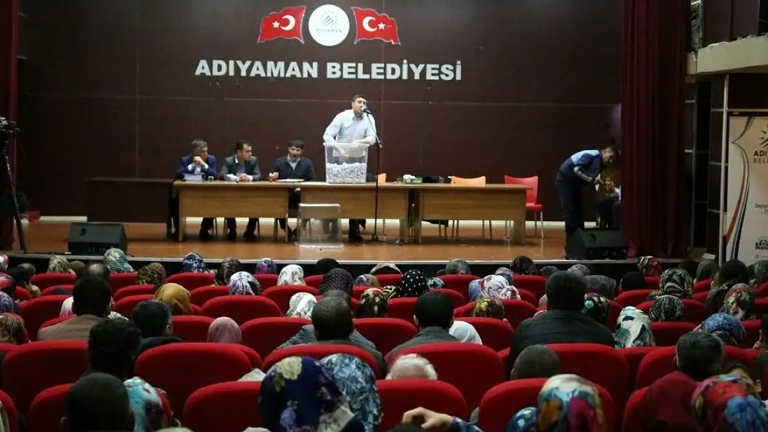 'Belediye bünyşesinde çalışacak İşkur elemanları kurayla belirlendi'
