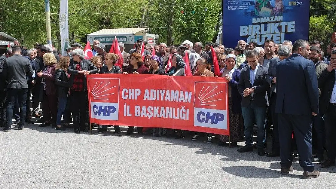 'Kılıçdaroğlu´na yapılan saldırı Adıyaman´da protesto edildi'