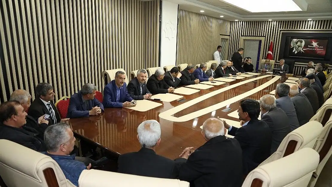 'Başkan Güder muhtarlarla bir araya geldi'