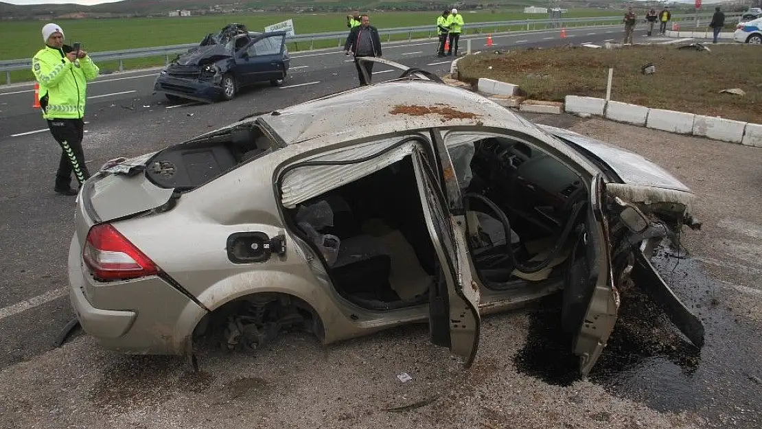 'Elazığ´da zincirleme trafik kazası: 5 yaralı'