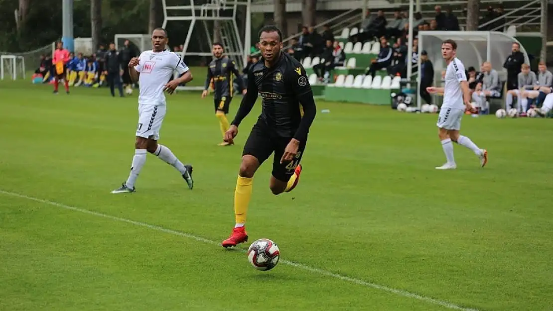 'Evkur Yeni Malatyaspor´da Arturo Mina sevinci'