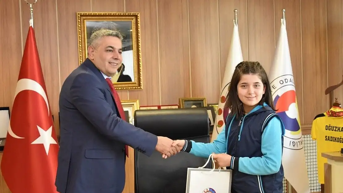 'TSO´nun ilk kadın başkanı Elif Yaren oldu'