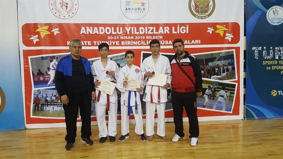 'Malatyalı karatecilerden derece'