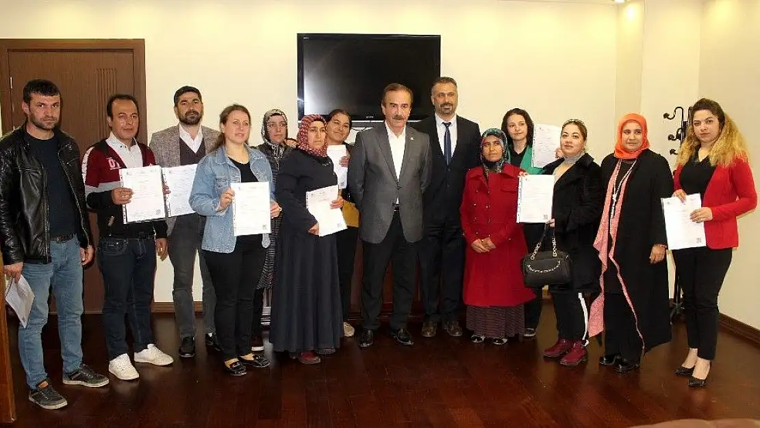'Ticaret Borsası girişimcilik sertifikalarını dağıttı'