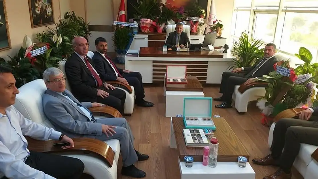 'Başkan Avşar´dan yeni Başhekime ziyaret'