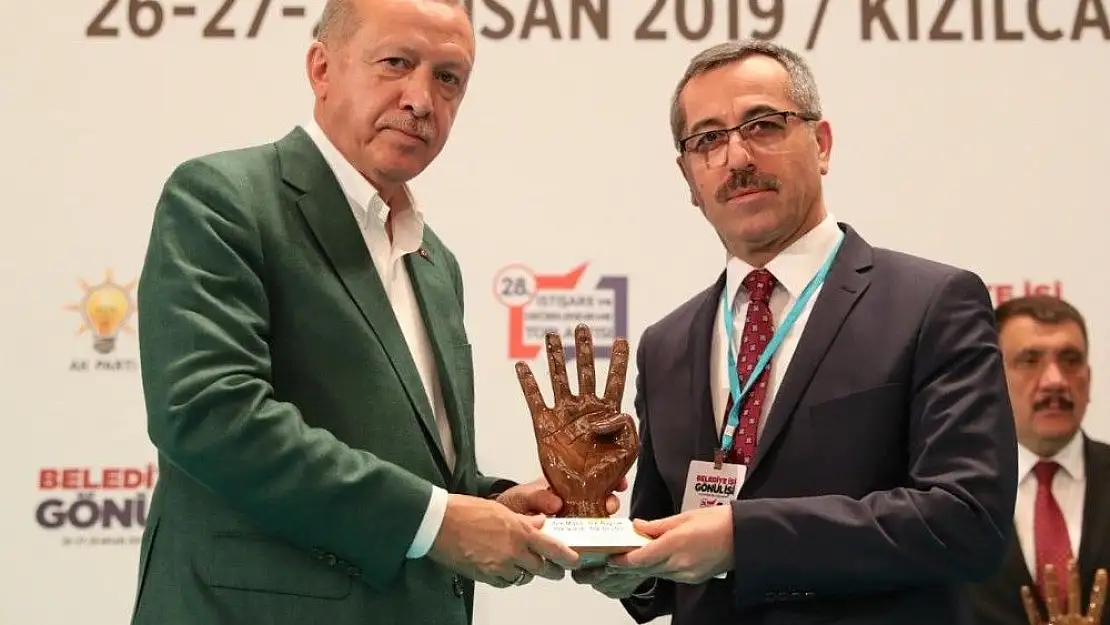 'Cumhurbaşkanı Erdoğan´dan Güngör´e ödül'