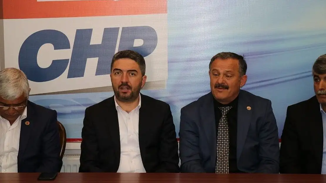'Muhtarlardan CHP´ye ziyaret'